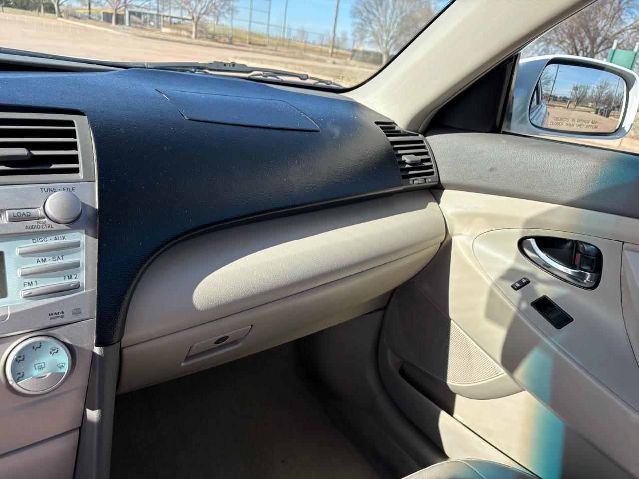 Toyota Camry 4dr Sdn I4 Man LE (Natl) 2008