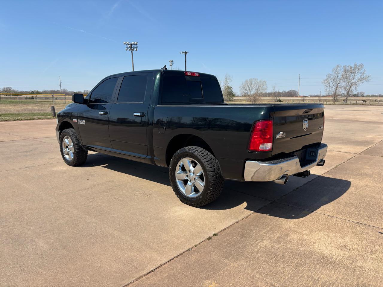 RAM 1500 4WD Crew Cab 140.5" Big Horn 2016