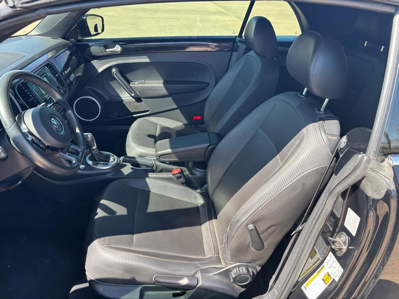 Volkswagen Beetle Convertible 2dr Auto 1.8T 2015