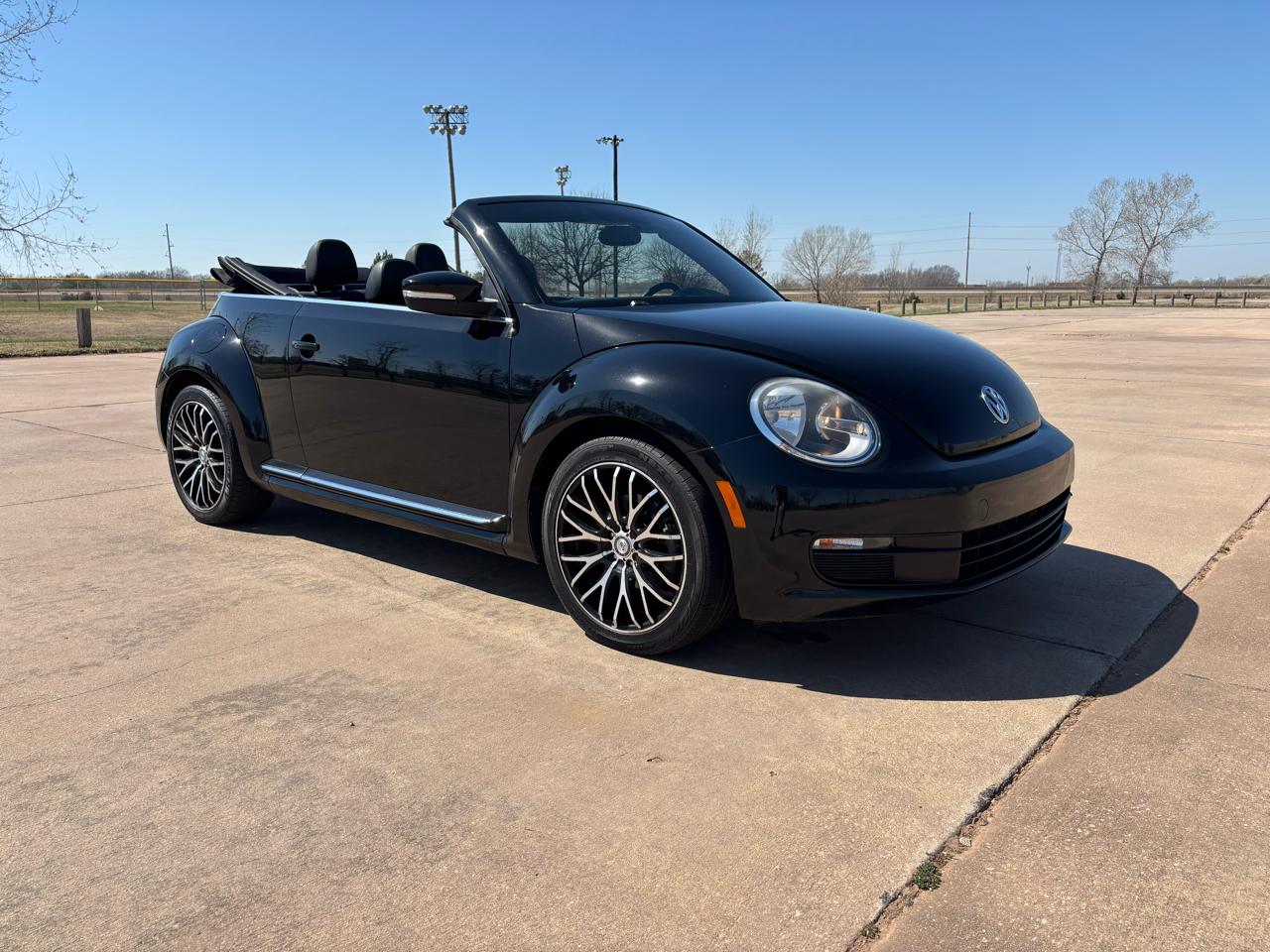 Volkswagen Beetle Convertible 2dr Auto 1.8T 2015