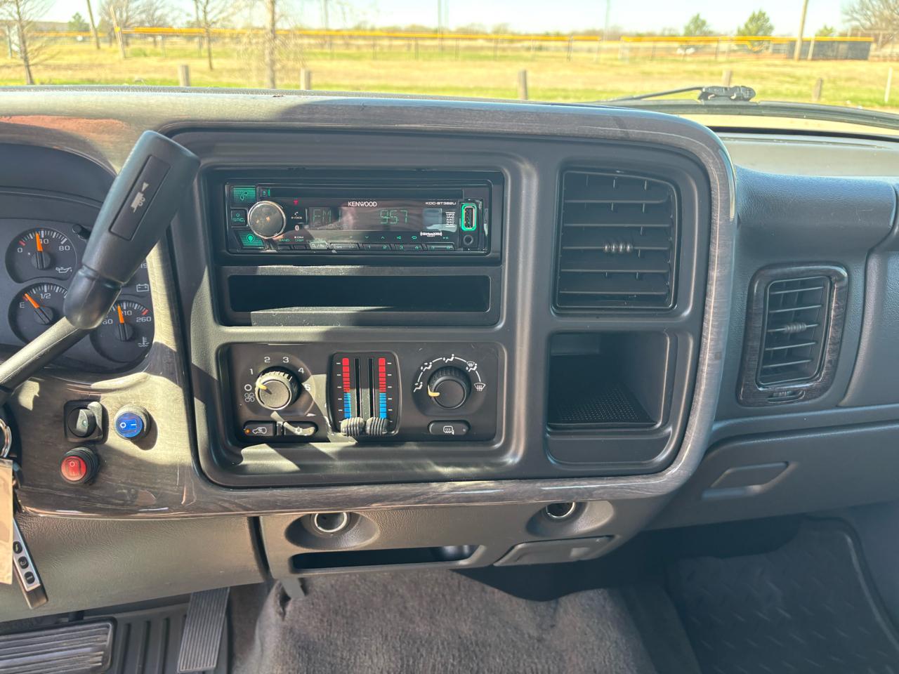 GMC Sierra 1500 Classic 2WD Crew Cab 143.5" SL 2007