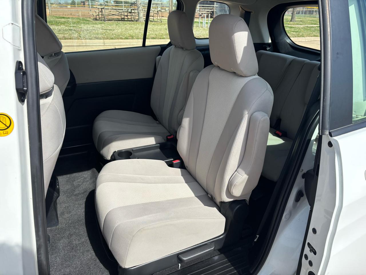 Mazda MAZDA5 4dr Wgn Auto Sport 2015