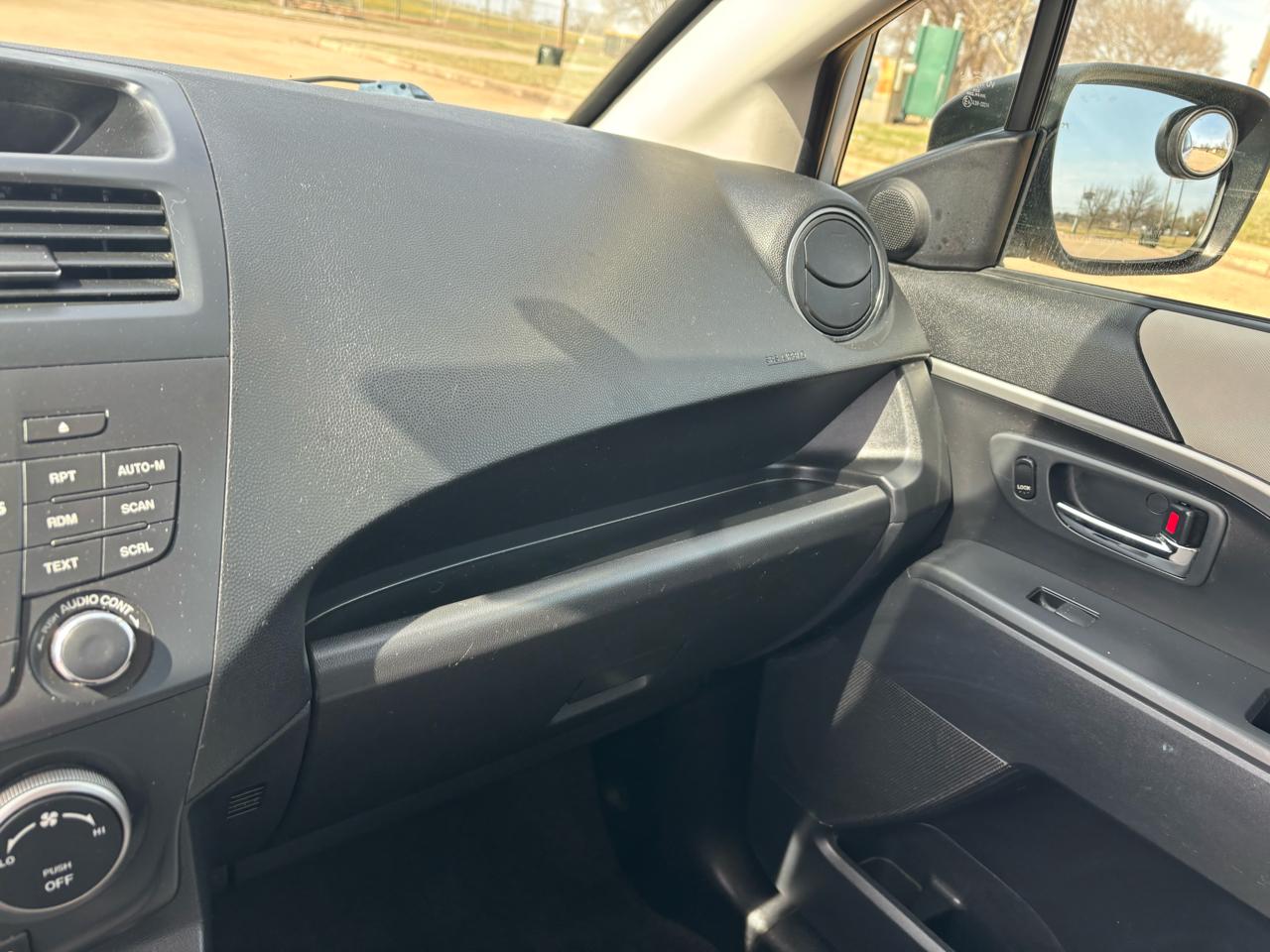 Mazda MAZDA5 4dr Wgn Auto Sport 2015