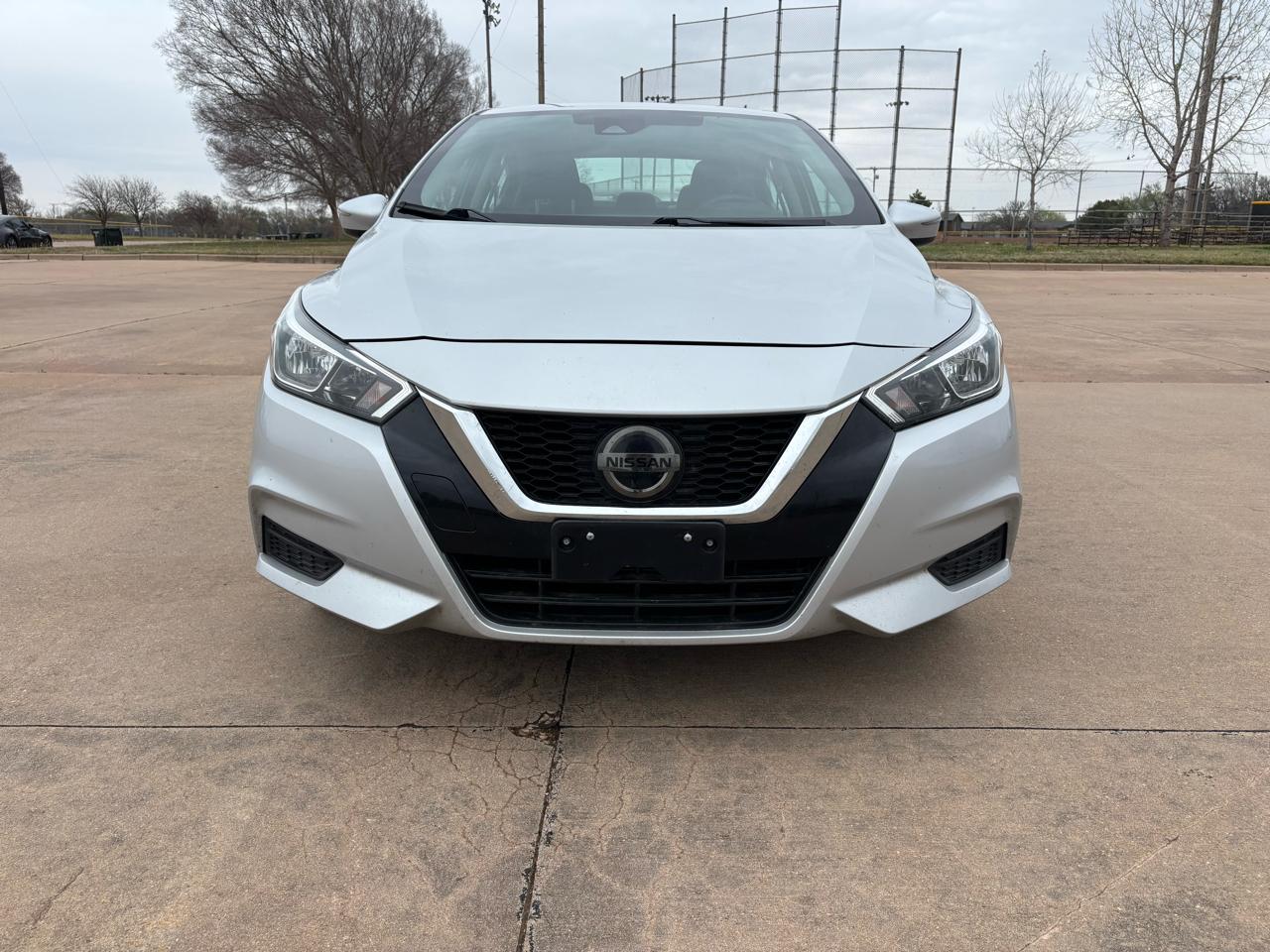 Nissan Versa SV CVT 2021