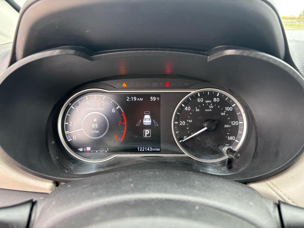 Nissan Versa SV CVT 2021