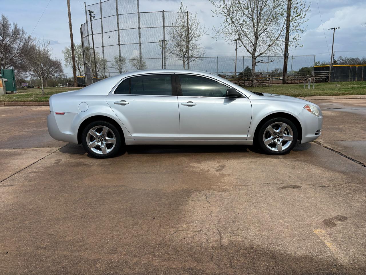 Chevrolet Malibu 4dr Sdn LS w/1FL 2009