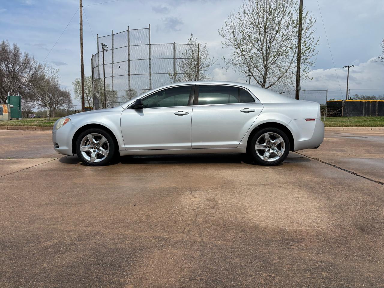 Chevrolet Malibu 4dr Sdn LS w/1FL 2009