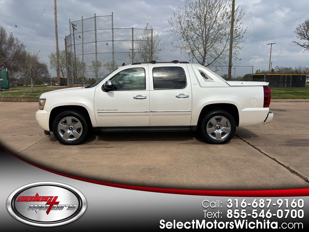 2011 Chevrolet Avalanche 4WD Crew Cab LTZ