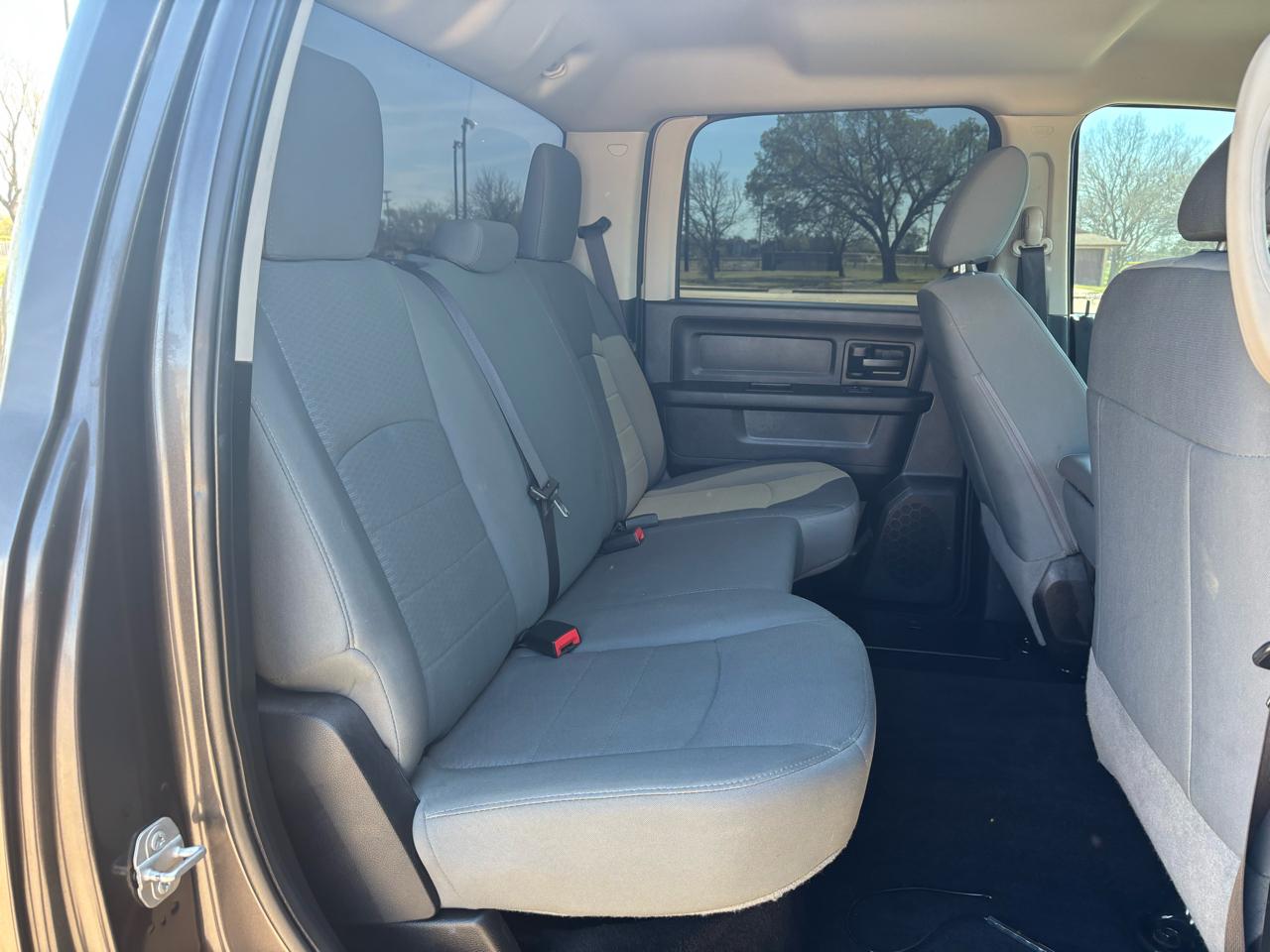 RAM 2500 4WD Crew Cab 149" Tradesman 2016