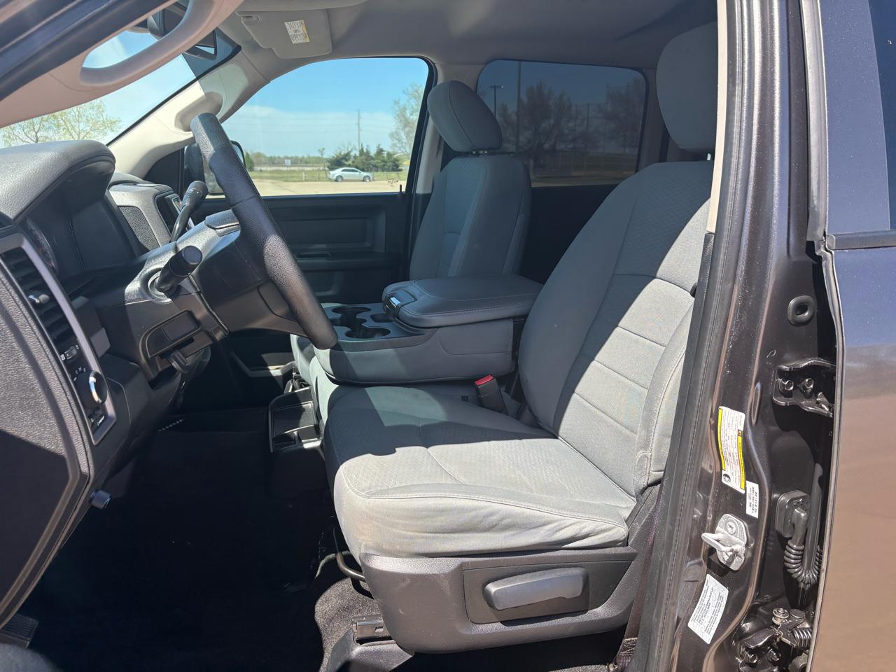 RAM 2500 4WD Crew Cab 149" Tradesman 2016