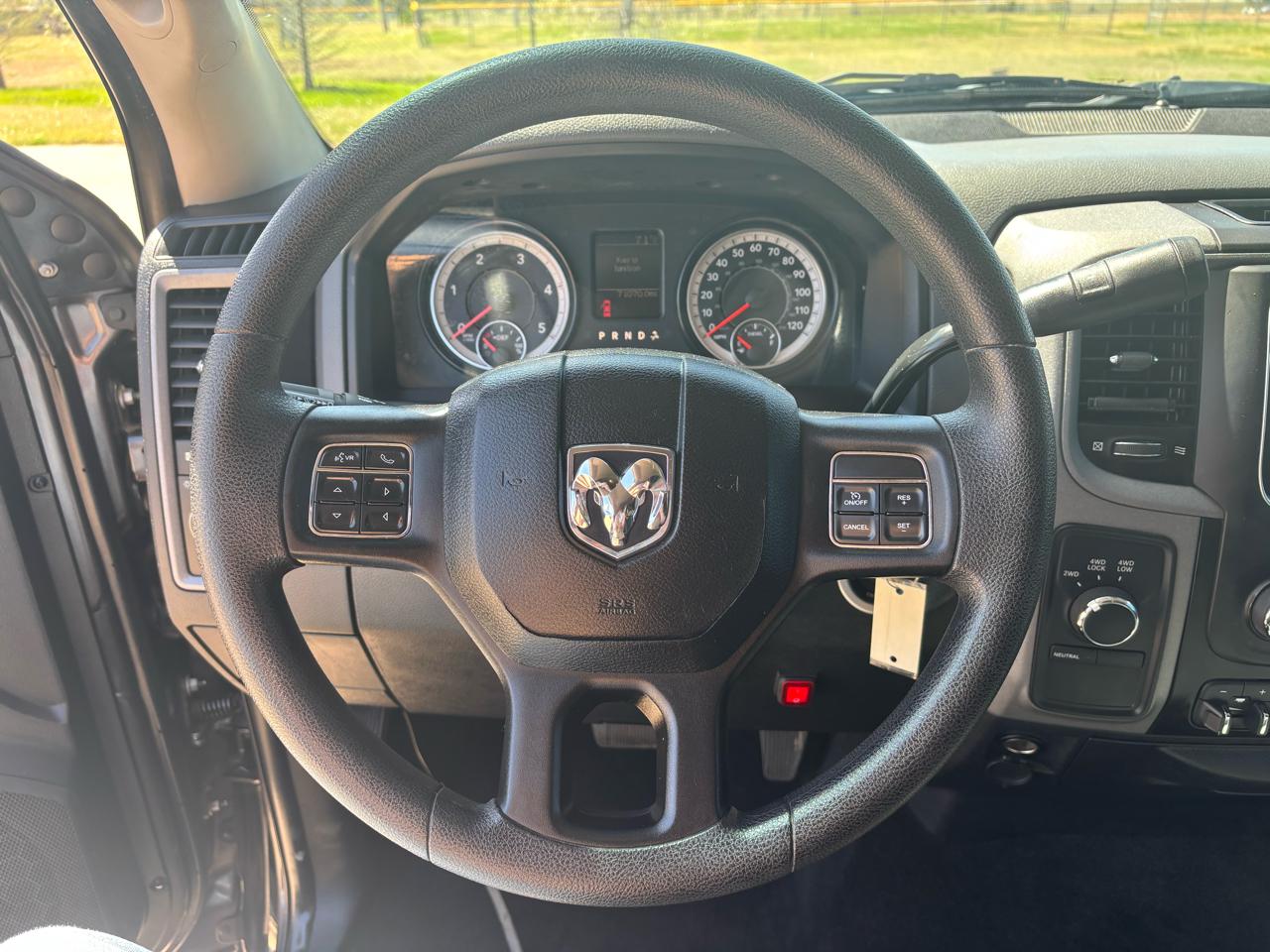 RAM 2500 4WD Crew Cab 149" Tradesman 2016