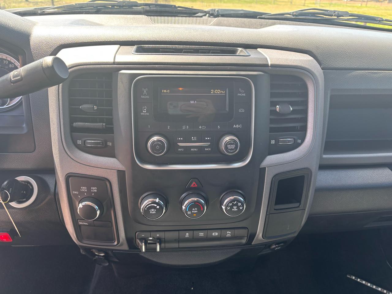 RAM 2500 4WD Crew Cab 149" Tradesman 2016