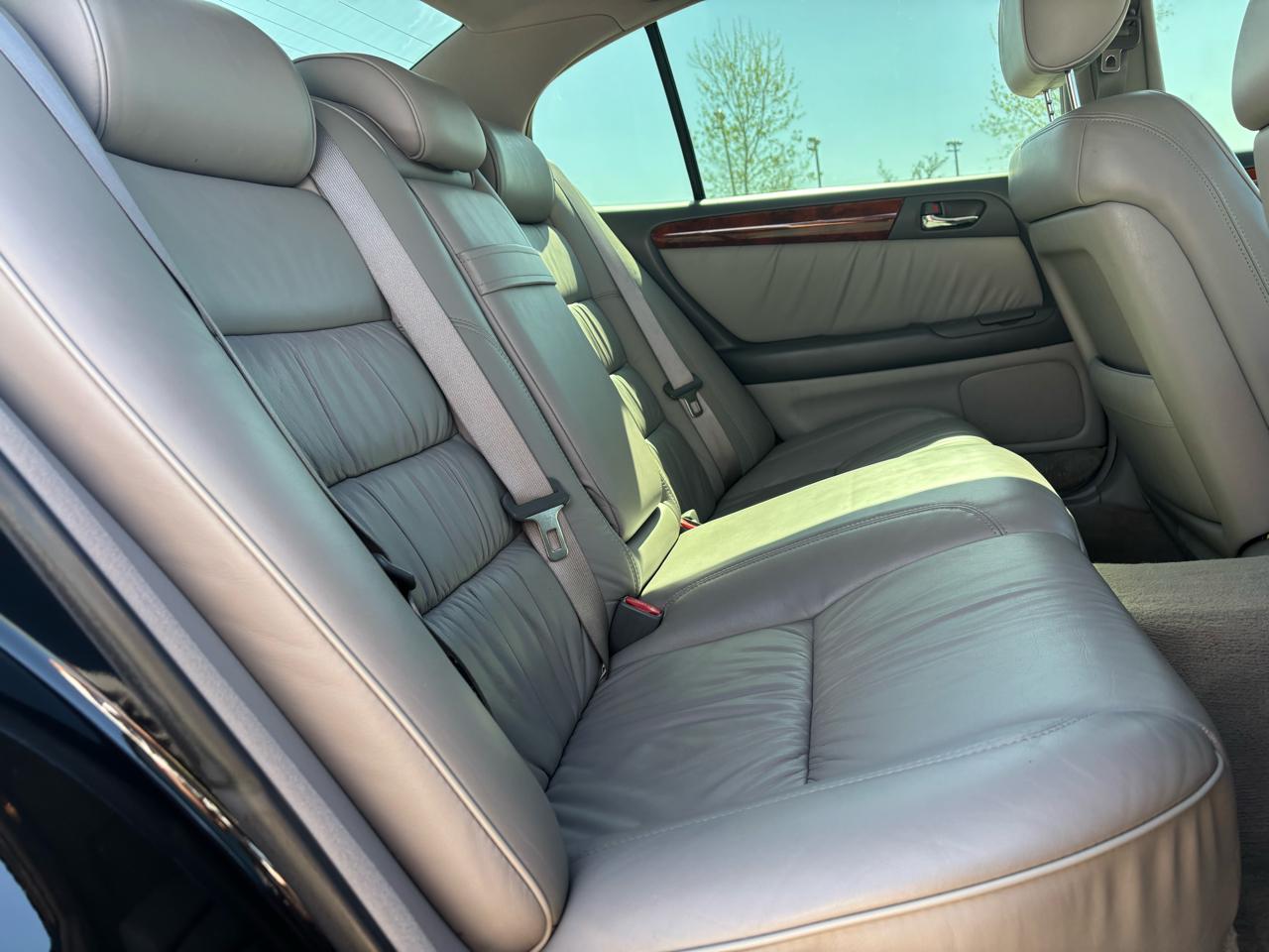 Lexus GS 300 4dr Sdn 2004