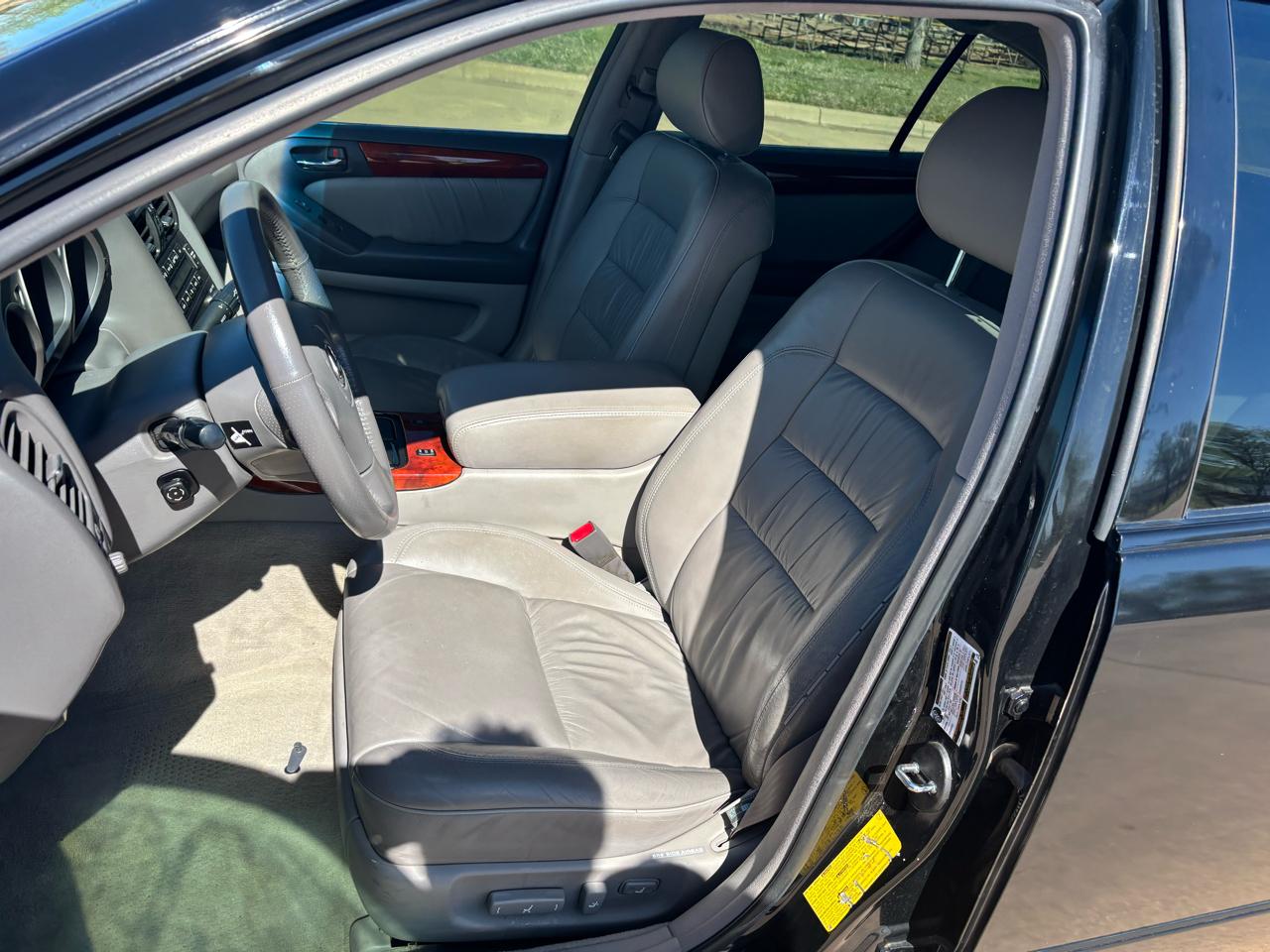 Lexus GS 300 4dr Sdn 2004