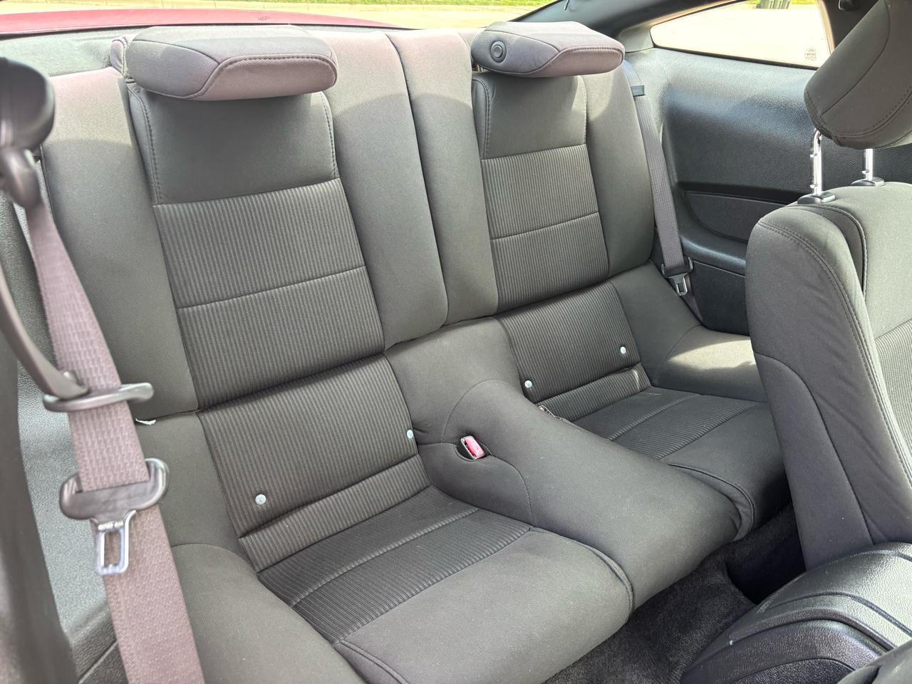 Ford Mustang 2dr Cpe V6 2012