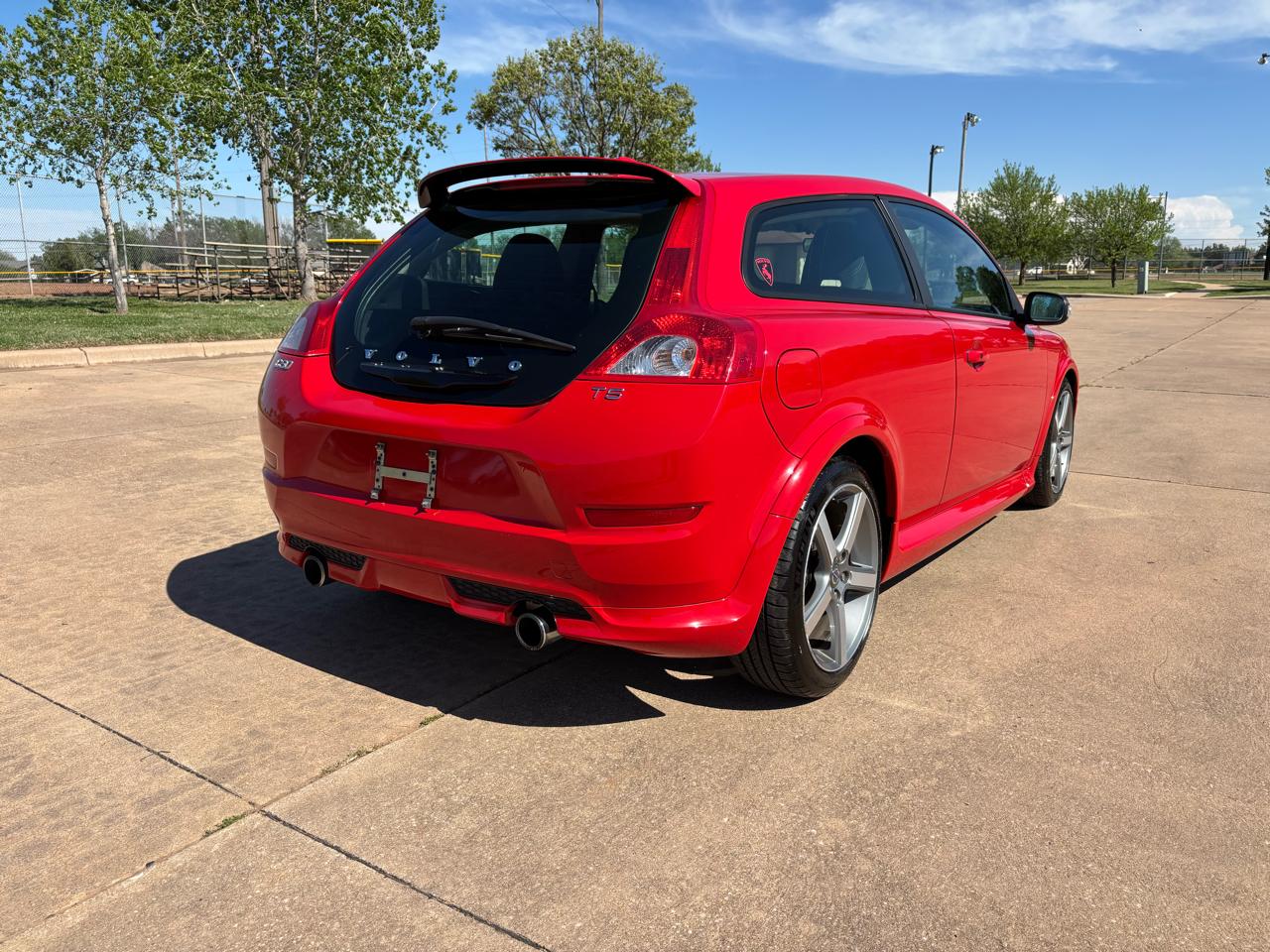 Volvo C30 2dr Cpe Auto T5 R-Design 2011