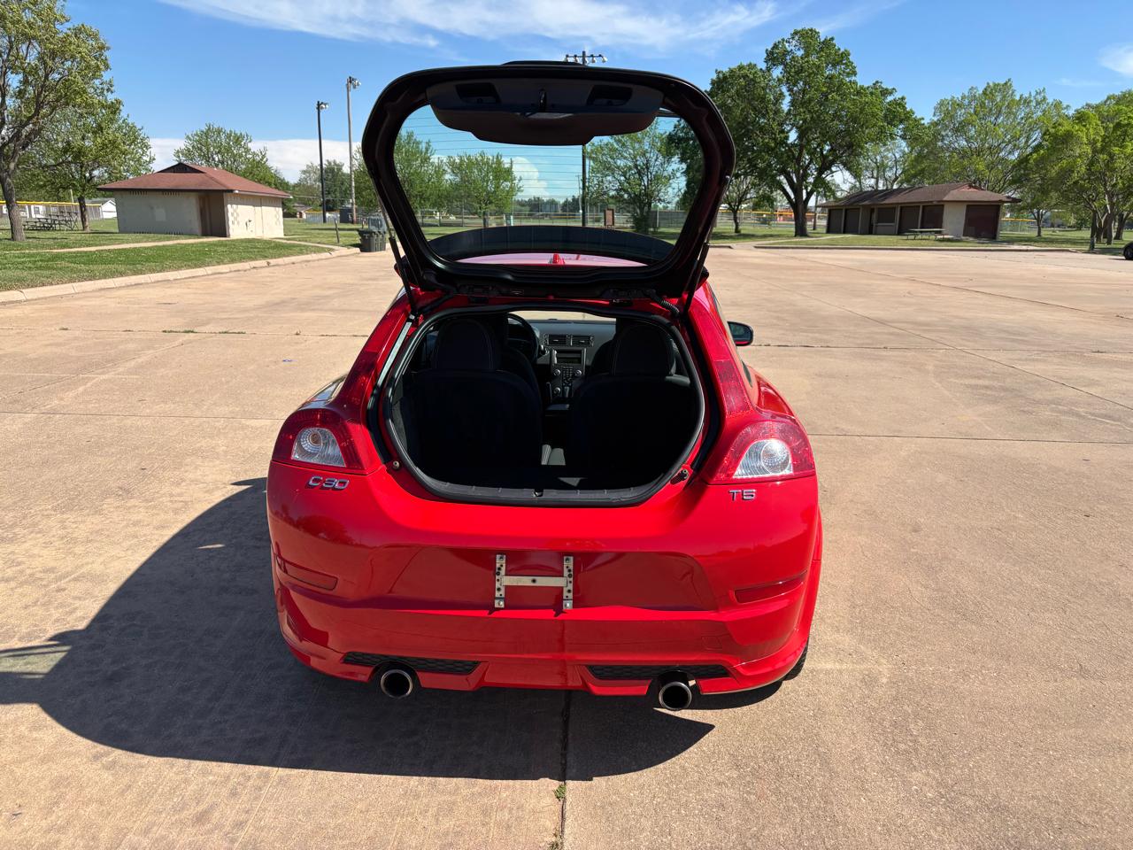 Volvo C30 2dr Cpe Auto T5 R-Design 2011