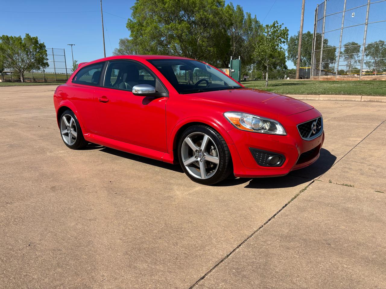 Volvo C30 2dr Cpe Auto T5 R-Design 2011