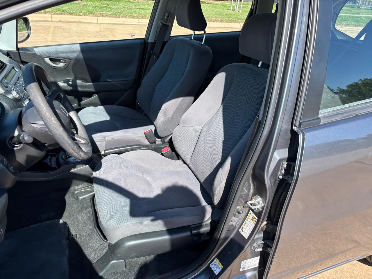 Honda Fit 5dr HB Auto 2011