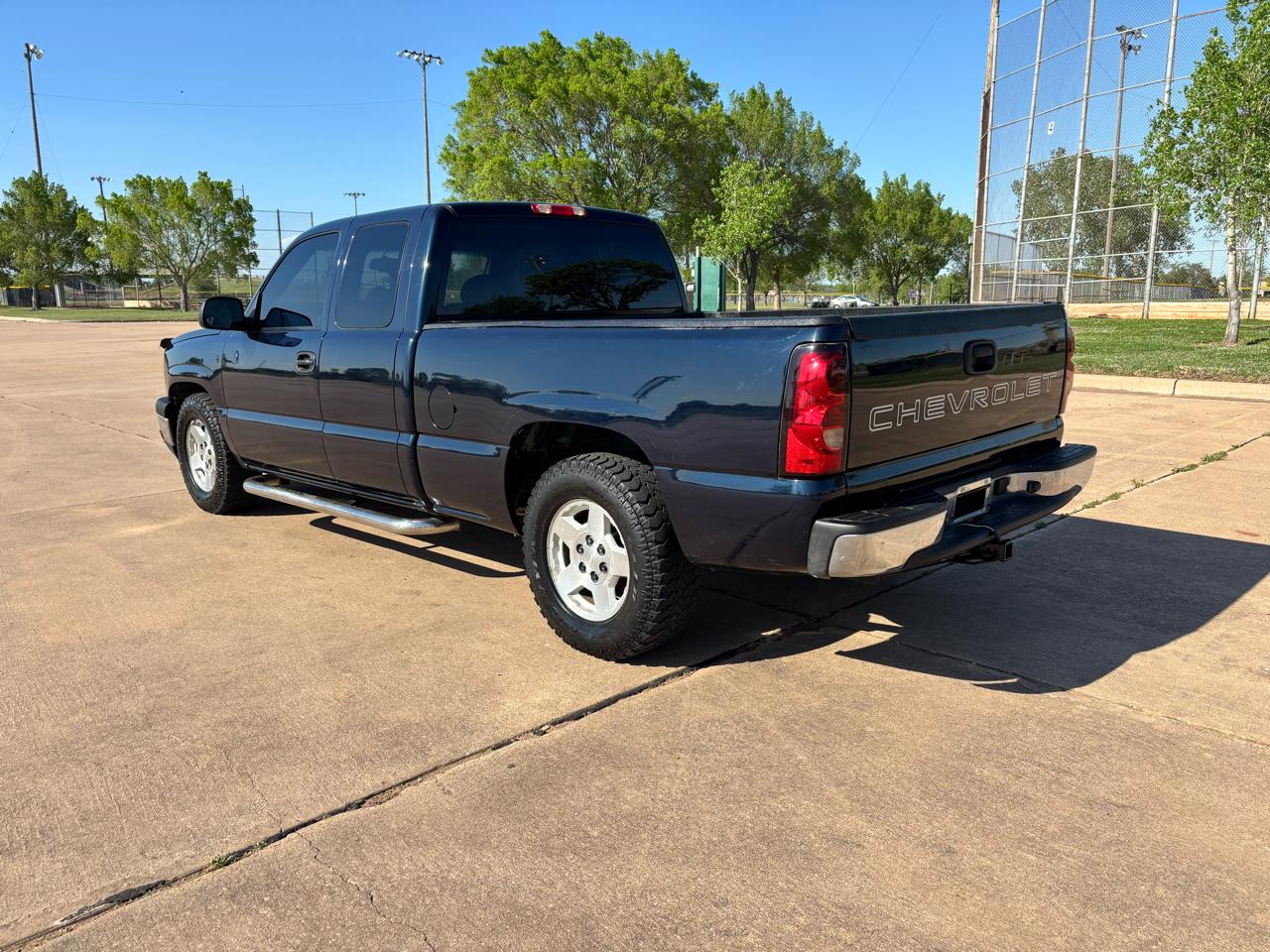 Chevrolet Silverado 1500 Classic 2WD Ext Cab 143.5" Work Truck 2007