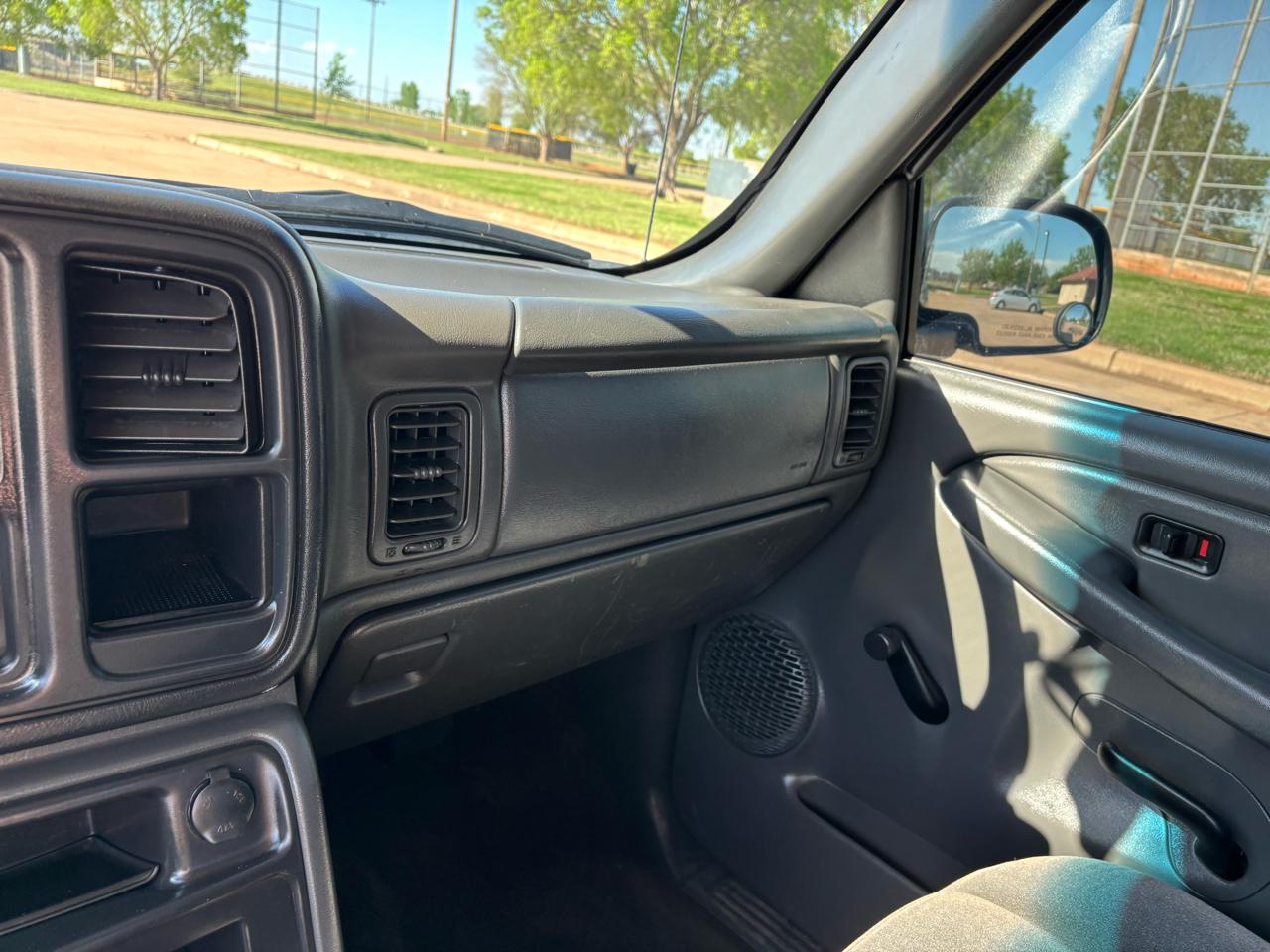 Chevrolet Silverado 1500 Classic 2WD Ext Cab 143.5" Work Truck 2007