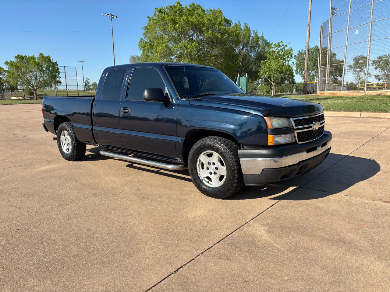 Chevrolet Silverado 1500 Classic 2WD Ext Cab 143.5" Work Truck 2007
