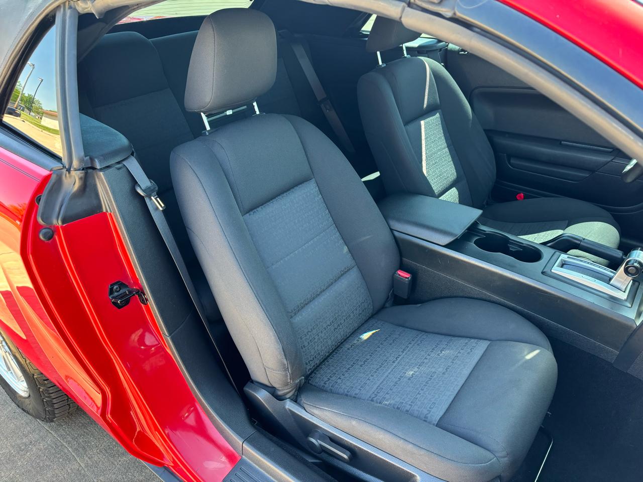 Ford Mustang 2dr Conv Premium 2007