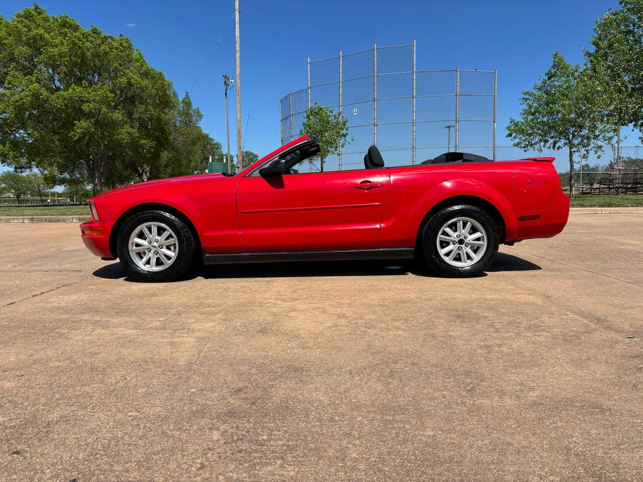 Ford Mustang 2dr Conv Premium 2007