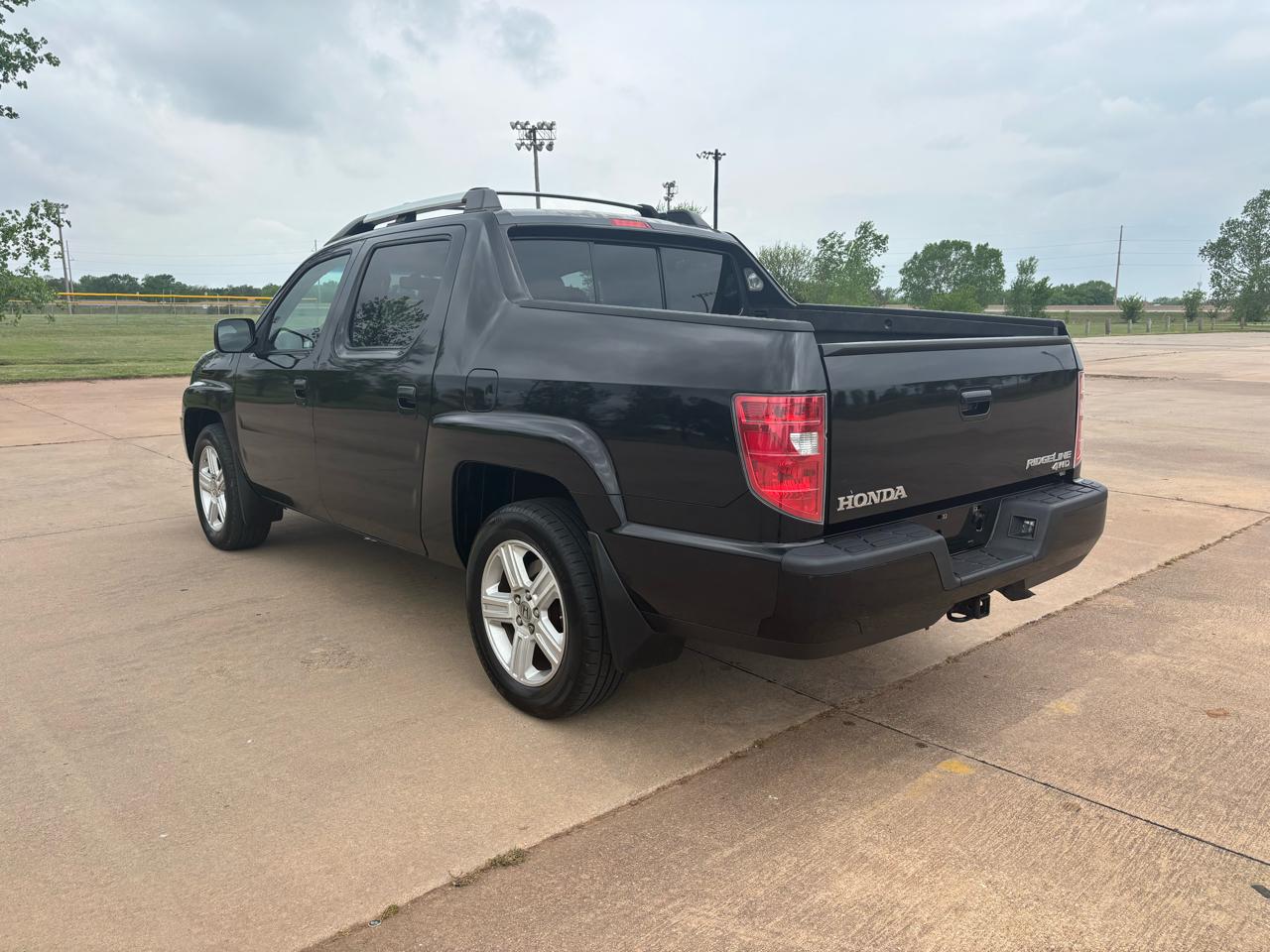 Honda Ridgeline 4WD Crew Cab RTL 2011