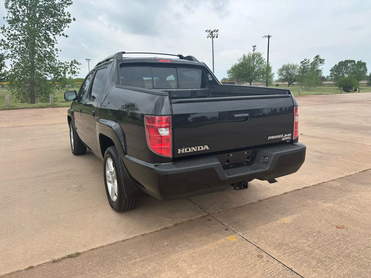 Honda Ridgeline 4WD Crew Cab RTL 2011