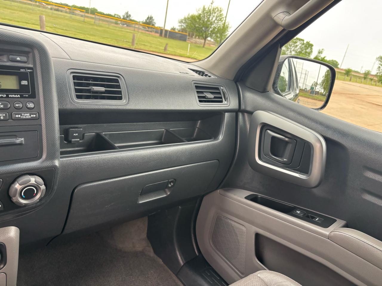 Honda Ridgeline 4WD Crew Cab RTL 2011