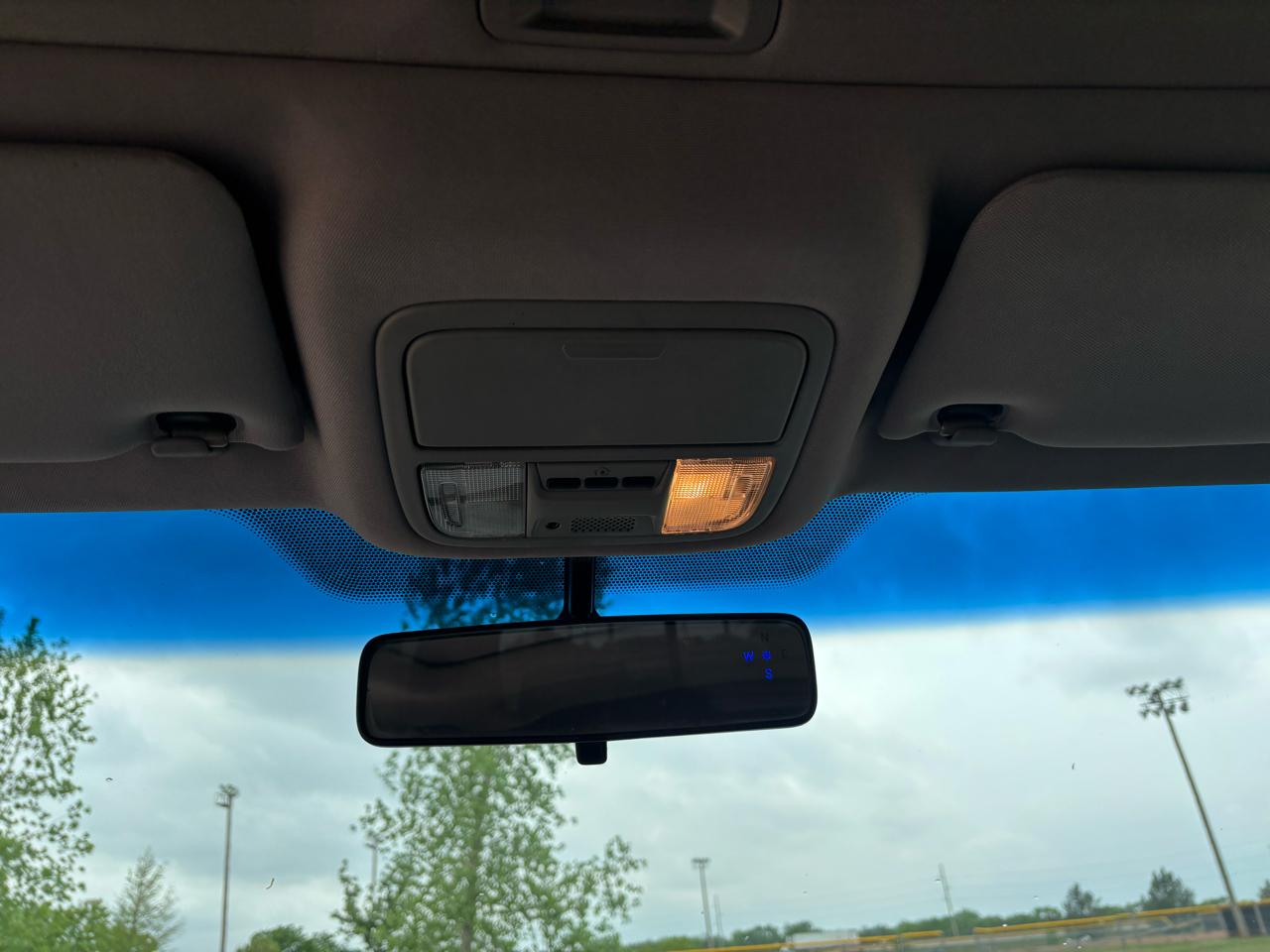 Honda Ridgeline 4WD Crew Cab RTL 2011