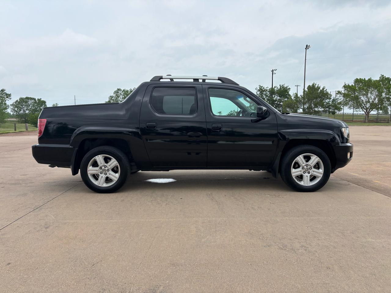 Honda Ridgeline 4WD Crew Cab RTL 2011