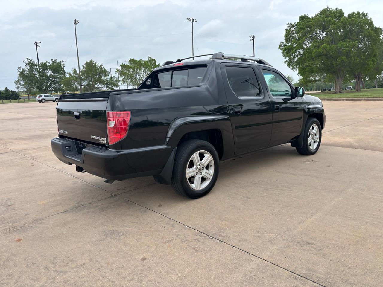 Honda Ridgeline 4WD Crew Cab RTL 2011