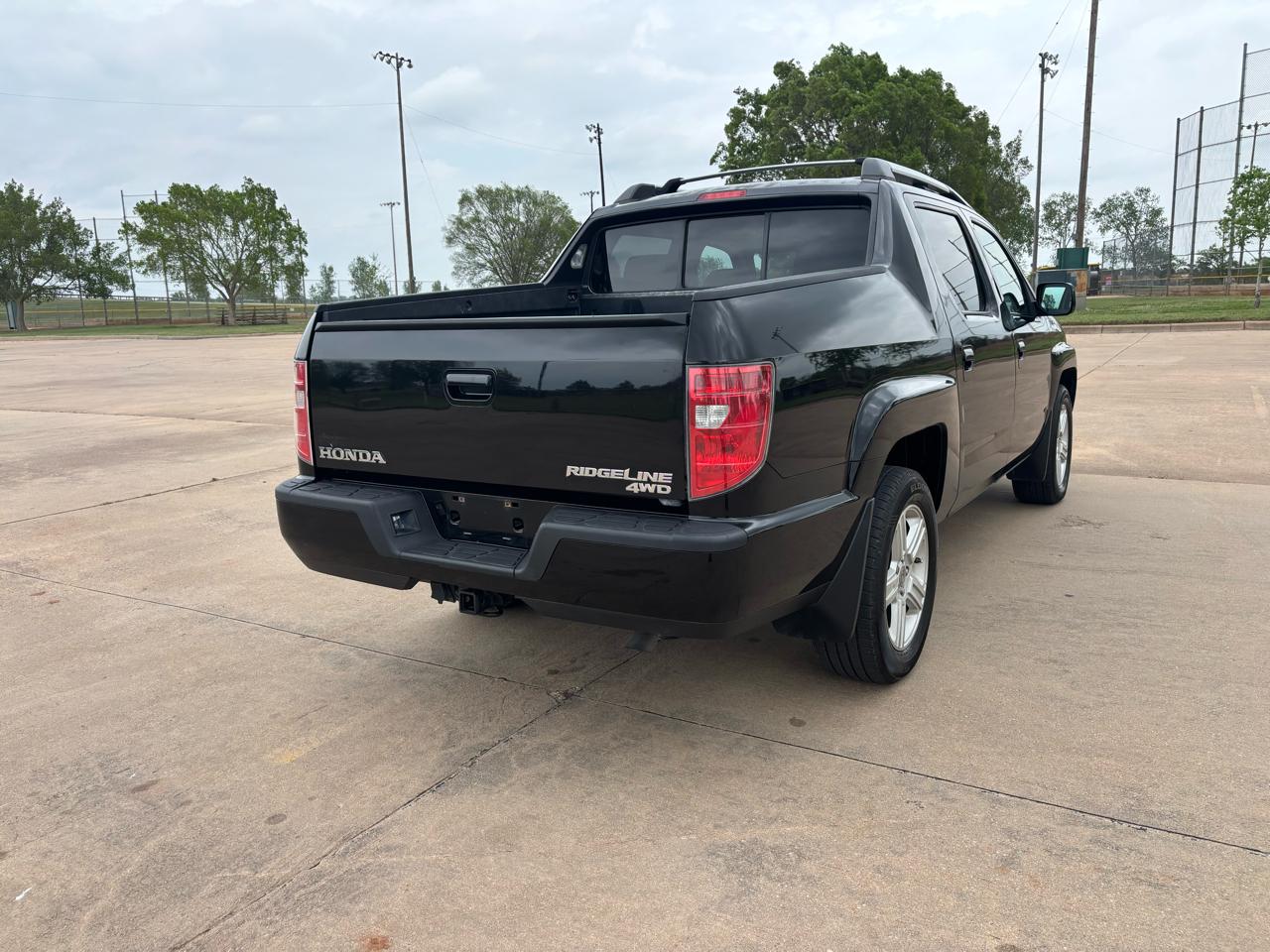 Honda Ridgeline 4WD Crew Cab RTL 2011