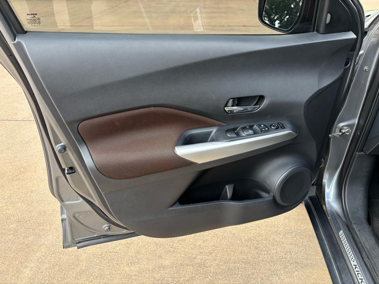 Nissan Kicks SR FWD 2019