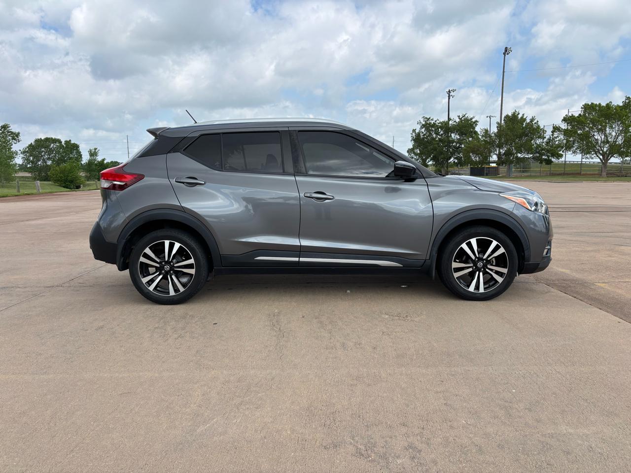 Nissan Kicks SR FWD 2019