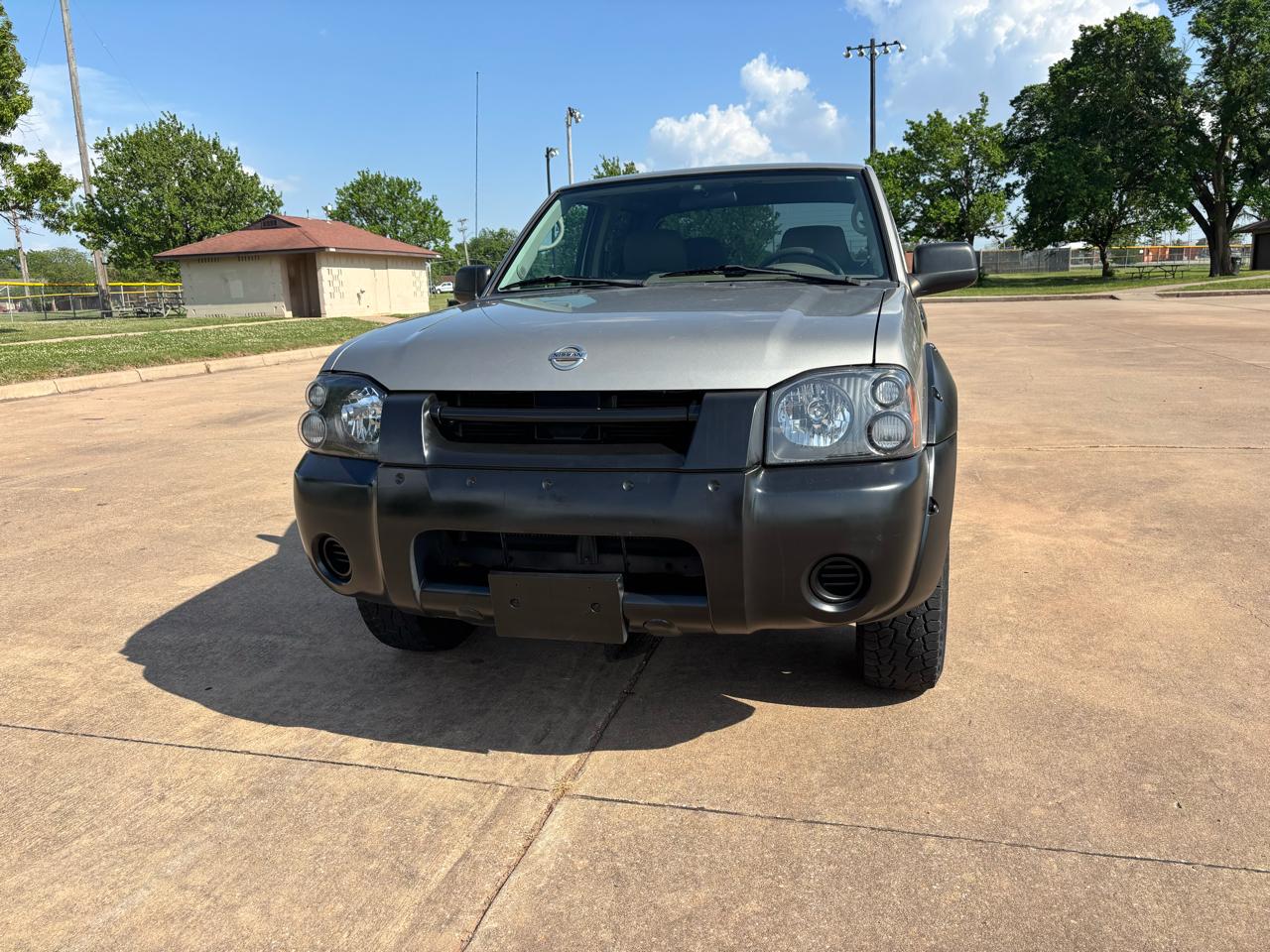 Nissan Frontier 2WD XE Crew Cab V6 Auto Long Bed 2003