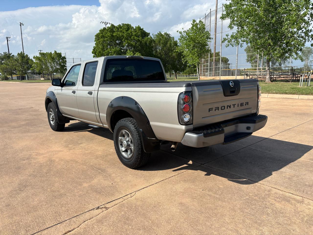 Nissan Frontier 2WD XE Crew Cab V6 Auto Long Bed 2003
