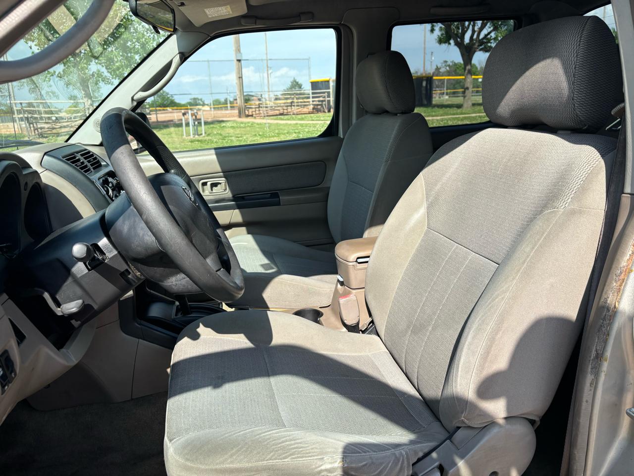 Nissan Frontier 2WD XE Crew Cab V6 Auto Long Bed 2003