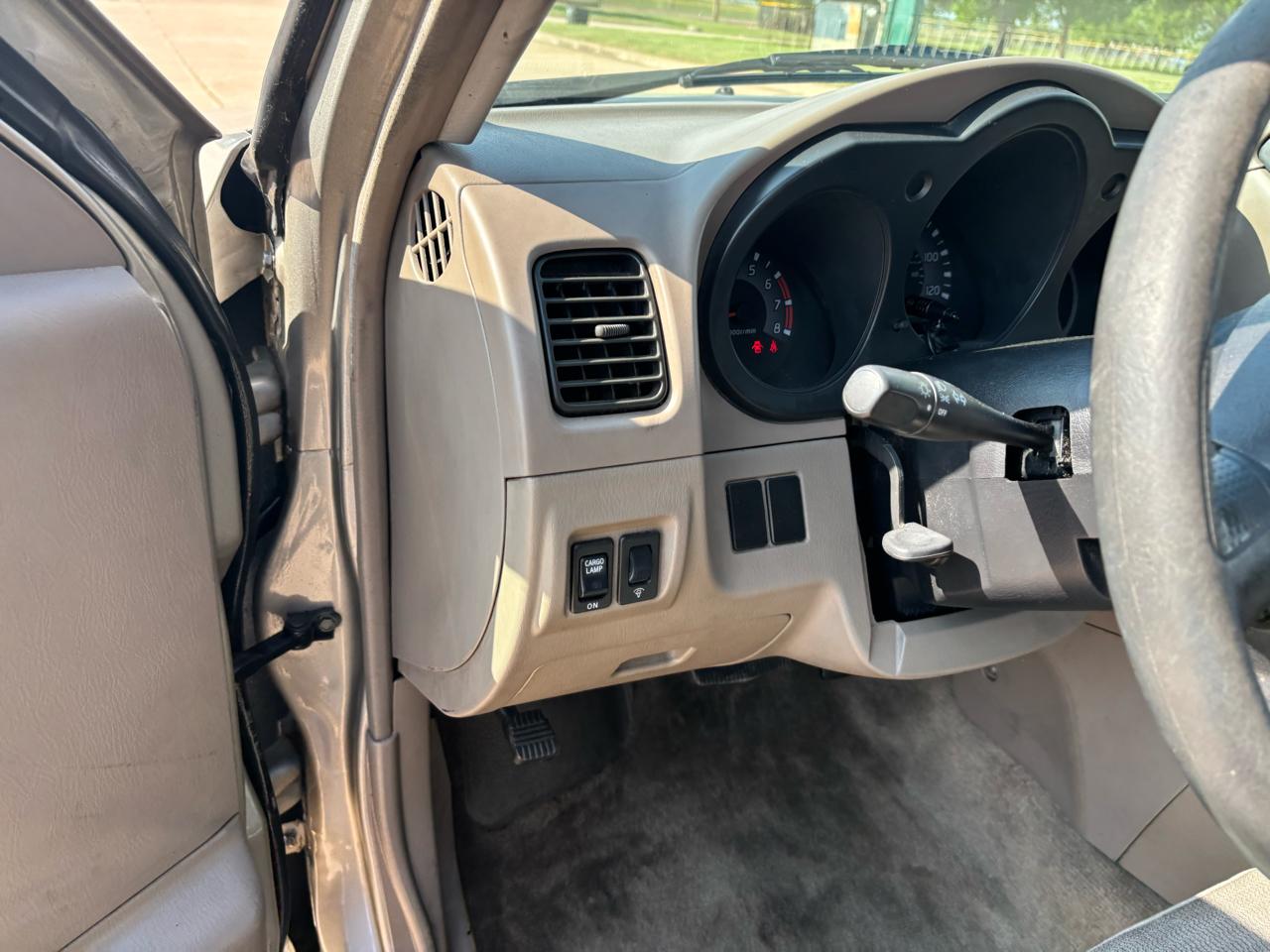 Nissan Frontier 2WD XE Crew Cab V6 Auto Long Bed 2003