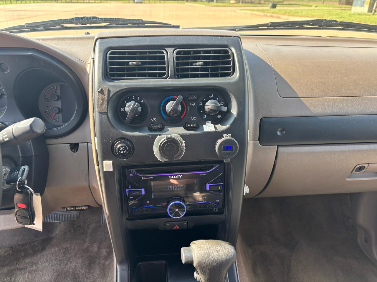 Nissan Frontier 2WD XE Crew Cab V6 Auto Long Bed 2003