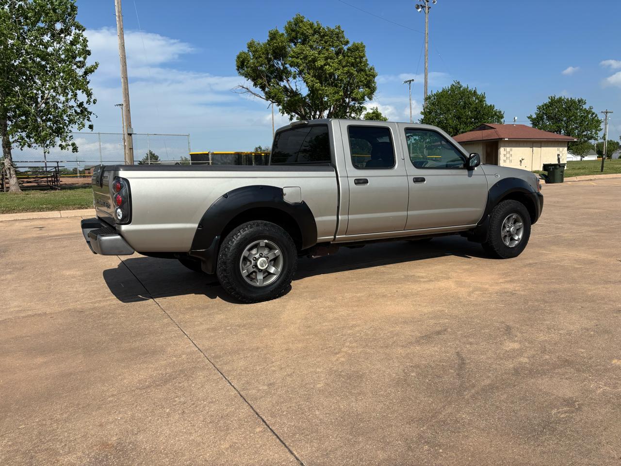 Nissan Frontier 2WD XE Crew Cab V6 Auto Long Bed 2003