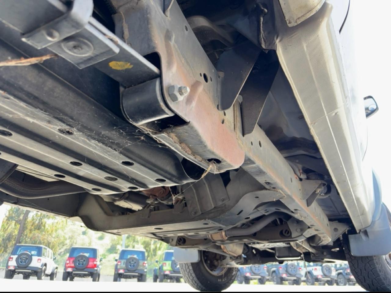 Nissan Frontier 2WD XE Crew Cab V6 Auto Long Bed 2003