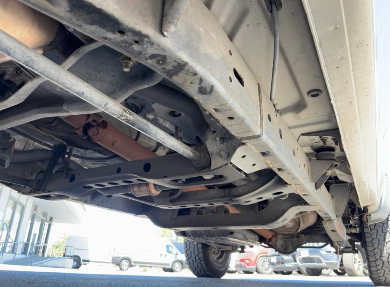 Nissan Frontier 2WD XE Crew Cab V6 Auto Long Bed 2003