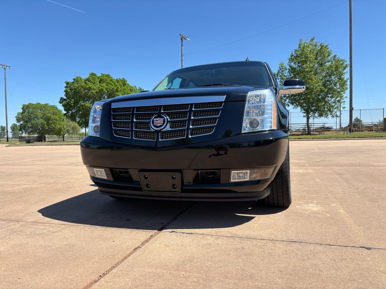 Cadillac Escalade 2WD 4dr Luxury 2014