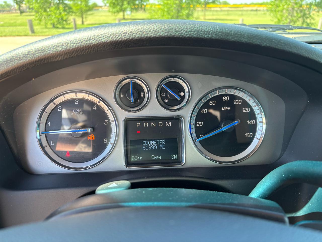 Cadillac Escalade 2WD 4dr Luxury 2014