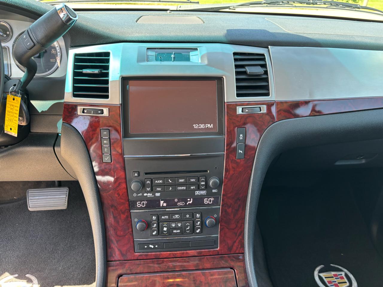 Cadillac Escalade 2WD 4dr Luxury 2014