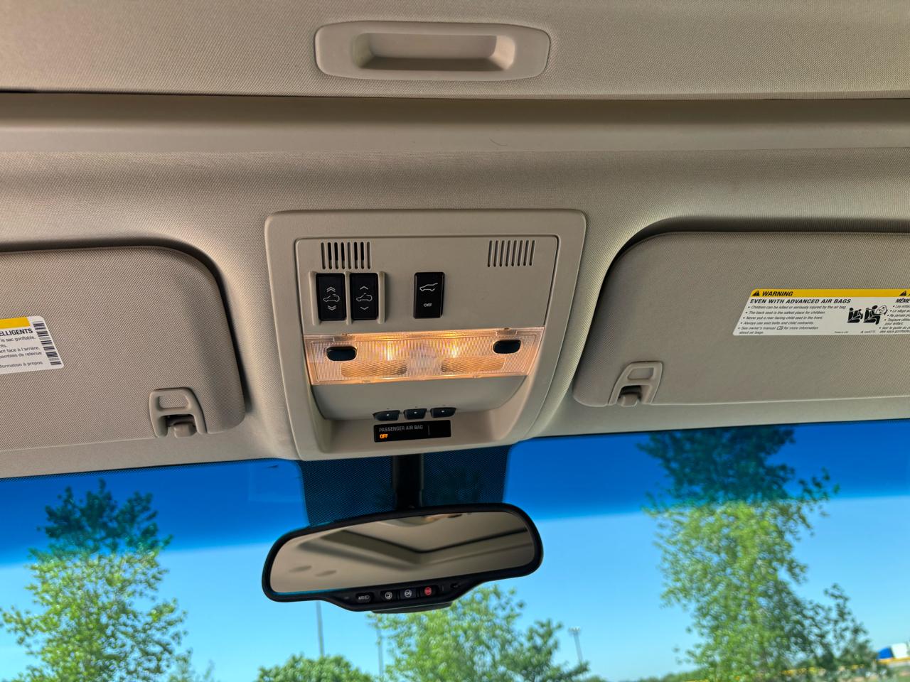 Cadillac Escalade 2WD 4dr Luxury 2014