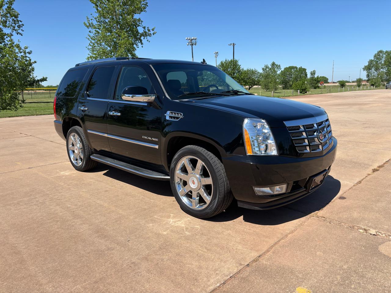 Cadillac Escalade 2WD 4dr Luxury 2014